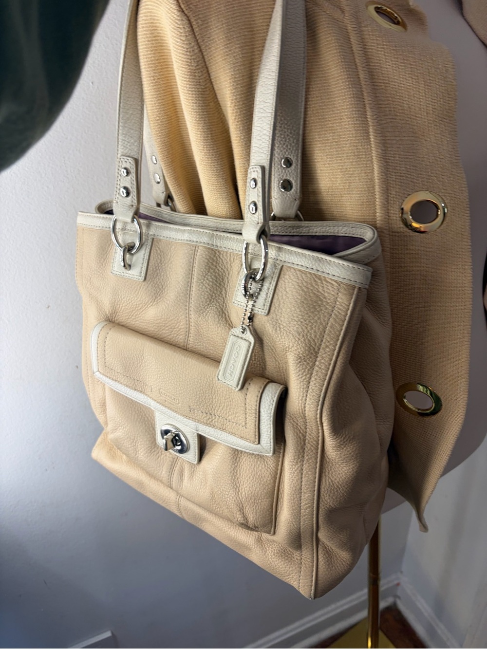 Vintage Coach Penelope Beige Leather Tote Shoulder Bag with Cream School Bag